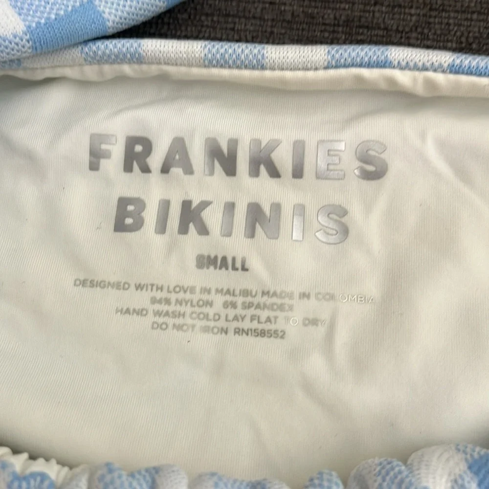 FRANKIE’S BIKINIS bluebell set size medium top small bottom